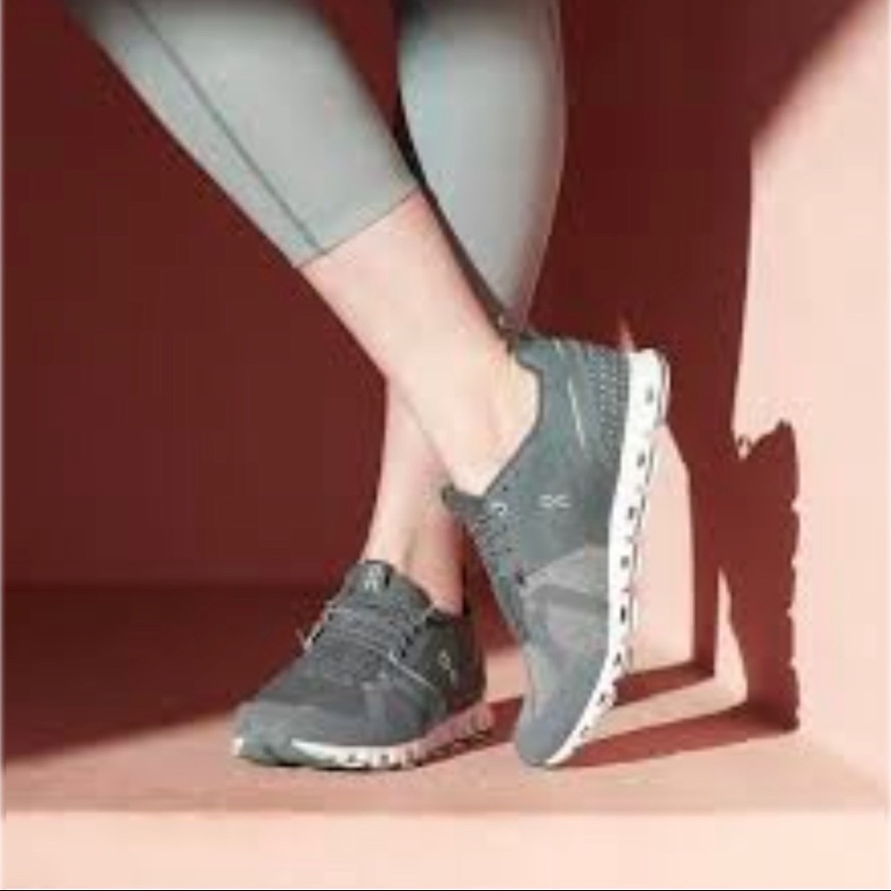 ON Sneaker Women's Cloud Terry Leather Olive Green Lightweight Running Support 7